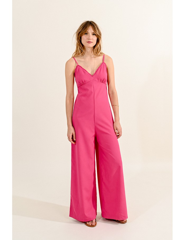 Loose legs jumpsuit with thin straps