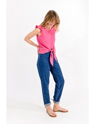 Front knotted top