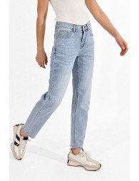 Mom jeans
