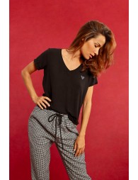 T-shirt encolure V