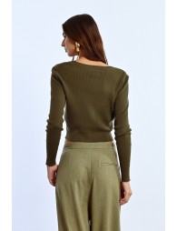 Short fitted cardigan