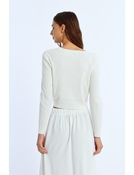 Short fitted cardigan