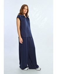 Top de manga corta con cuello camisero