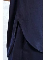 Top de manga corta con cuello camisero