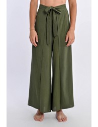 Flowing pants, tie belt