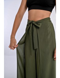 Flowing pants, tie belt