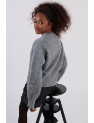 Knitted sweater, scalloped finish