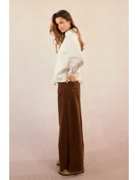 Pull sans manches, ouvert dans le dos