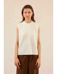 Pull sans manches, ouvert dans le dos