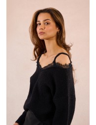 Pull en maille, épaules dégagées