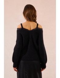 Pull en maille, épaules dégagées