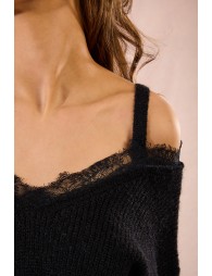 Pull en maille, épaules dégagées
