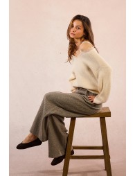 Pull en maille, épaules dégagées