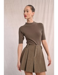 Pull côtelé à manches courtes
