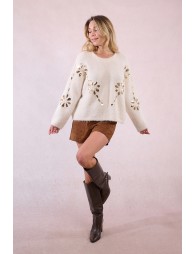 Pull en maille et fleurs sequins