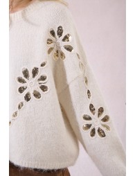 Pull en maille et fleurs sequins