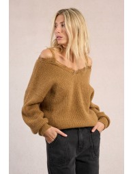 Pull en maille, épaules dégagées