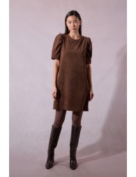 Robe droite, manche gigot