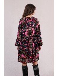 Robe courte, imprimé ethnique