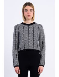 Short sweater with jacquard effect