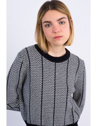 Short sweater with jacquard effect