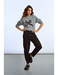 High-waisted carrot jeans