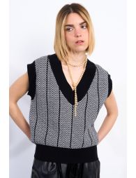 Sleeveless sweater with jacquard effect