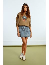 Short denim skirt