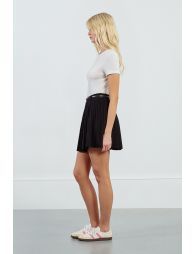 Pleated mini skirt with belt