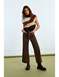 Wide-leg leopard print denim