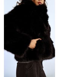 Chaquetacon cuello en tejido de peluche