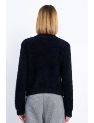 Pull duveteux