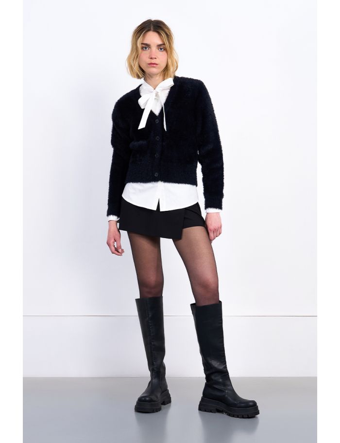 Cárdigande manga larga en tejido suave