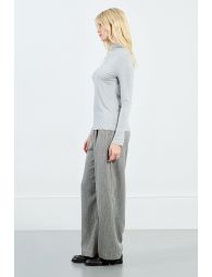 Iridescent undershirt