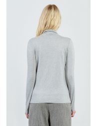 Iridescent undershirt