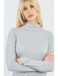 Iridescent undershirt