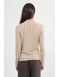 Thin bow undershirt