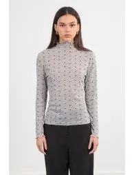 Thin bow undershirt