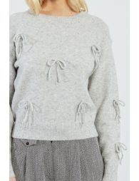 Embossed bow sweater