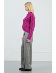 Pull croisé, en maille torsadée