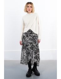 Pull croisé, en maille torsadée