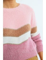 Striped sweater with shoulder pads