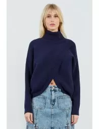 Pull croisé à col roulé