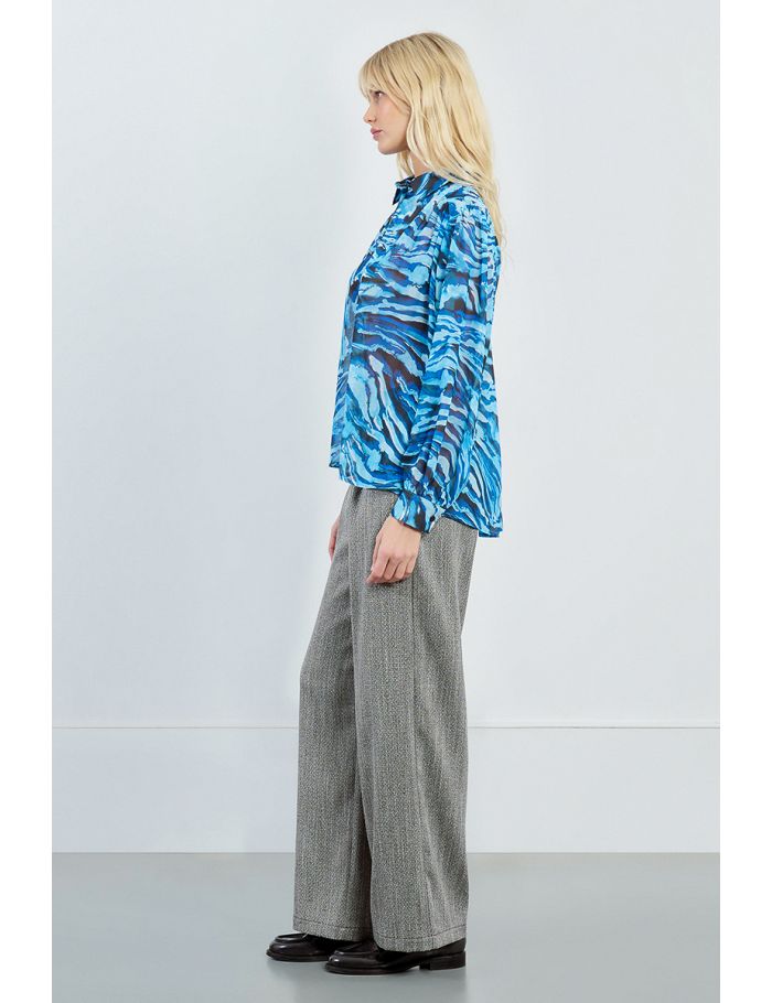 Pleated shirt