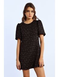 Robe en tweed, manches bouffantes