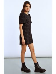 Robe en tweed, manches bouffantes