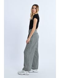 Wide leg pleated trousers