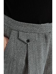 Wide leg pleated trousers