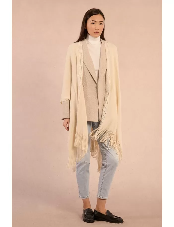 Poncholargo detalle flecos