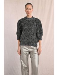 Textured and iridescent sweater